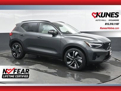 New 2026 Volvo XC40 B5 Ultra w/ Climate Package