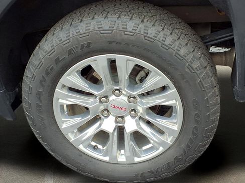 Used 2023 GMC Sierra 1500 Denali w/ Technology Package AWD/4WD image 30