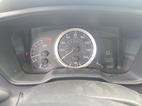 Used 2022 Toyota Corolla LE image 11