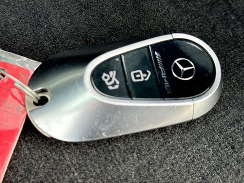 Used 2025 Mercedes-Benz GLC 43 AMG 4MATIC image 42