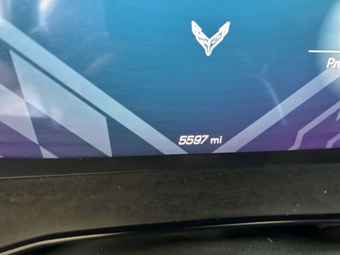 Used 2024 Chevrolet Corvette Stingray Coupe w/ Z51 Performance Package image 46