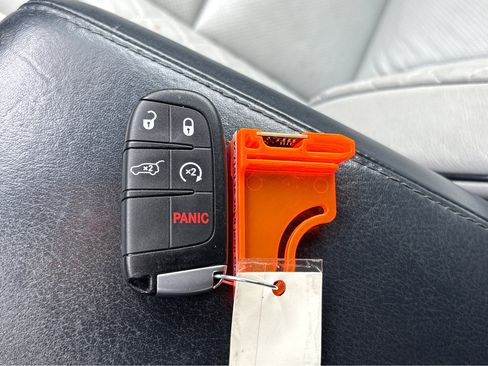 Used 2019 Jeep Grand Cherokee Summit image 26