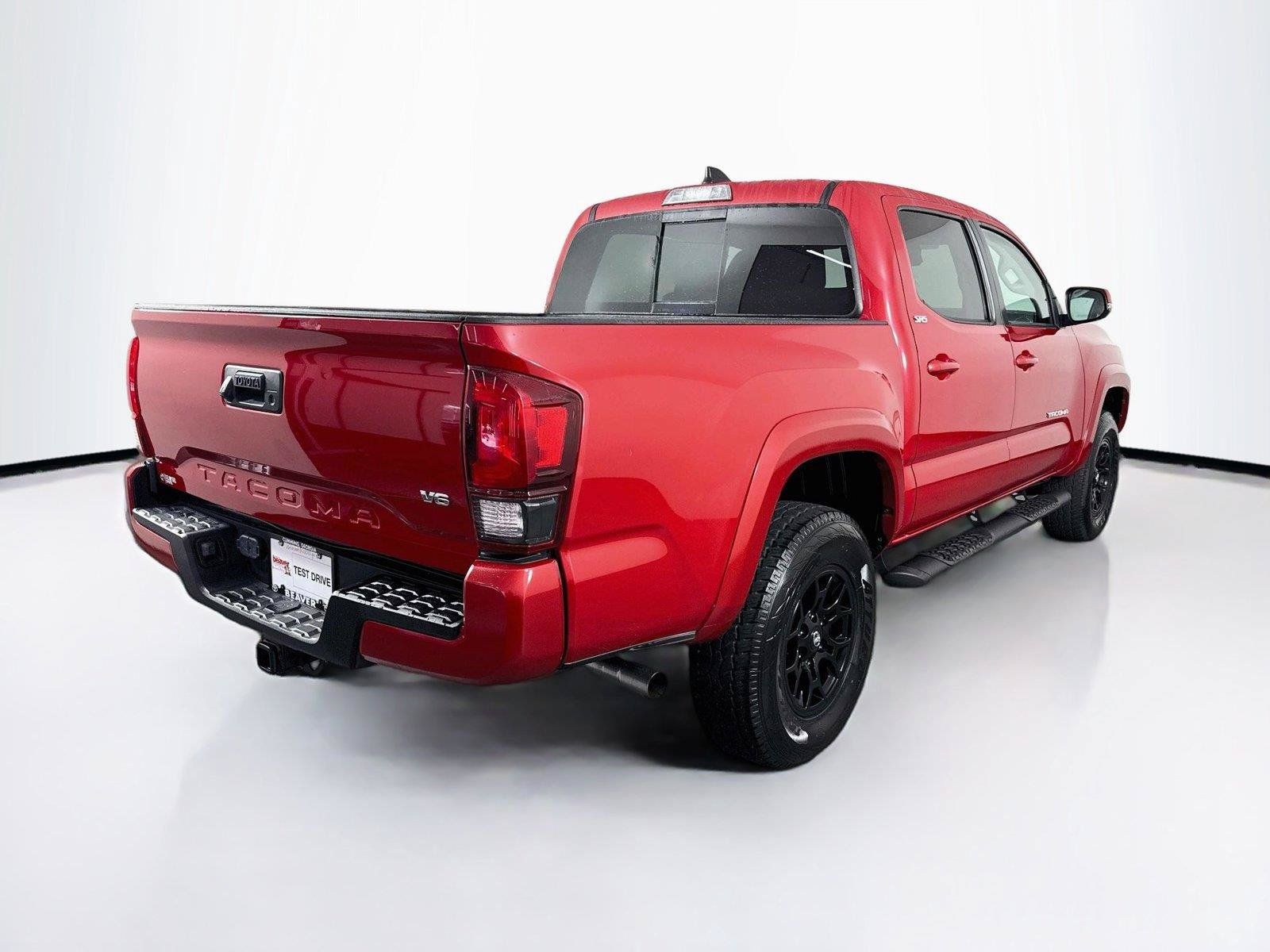 Certified 2022 Toyota Tacoma SR5 RWD image 2