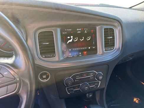 Used 2023 Dodge Charger SXT image 12