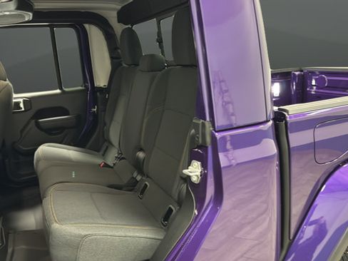 New 2026 Jeep Gladiator Sport AWD/4WD image 23