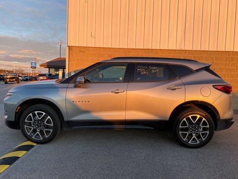 Used 2025 Chevrolet Blazer RS image 8