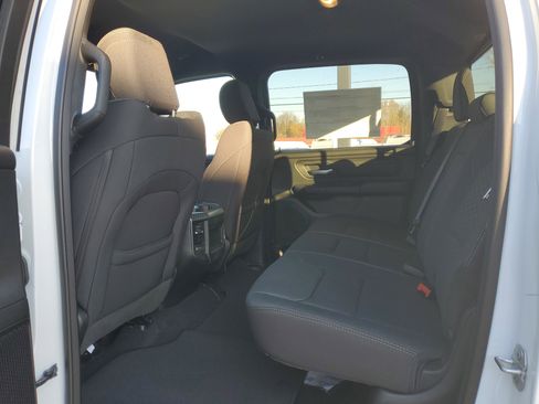 New 2026 RAM 1500 Express image 22