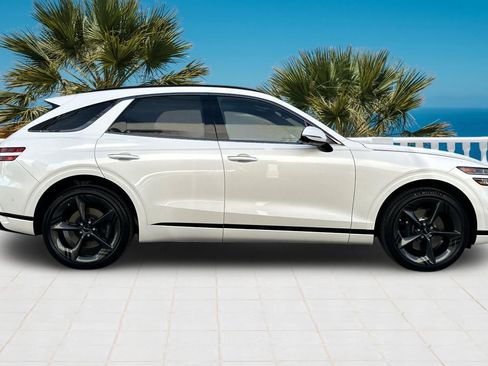 Used 2026 Genesis GV70 2.5T Sport Prestige image 4