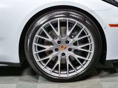 New 2026 Porsche Panamera image 40