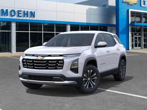 New 2027 Chevrolet Equinox LT w/ Convenience Package II FWD image 6