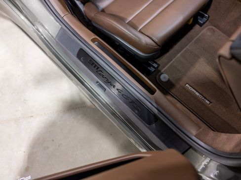 Used 2023 Porsche 911 Targa 4 GTS image 32