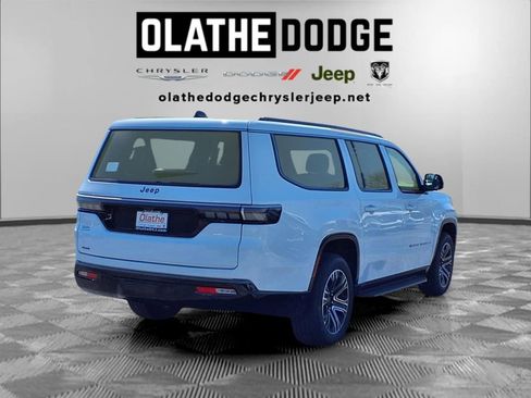 New 2026 Jeep Grand Wagoneer L 4WD image 30