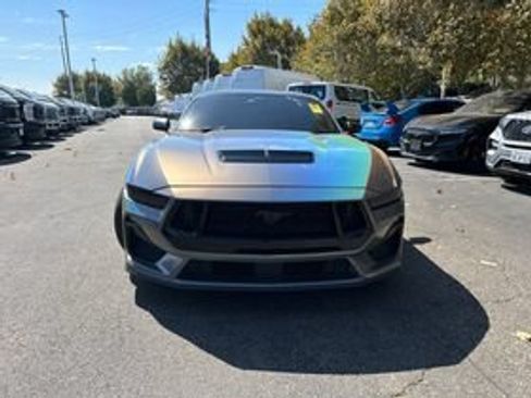 Used 2024 Ford Mustang GT RWD image 2
