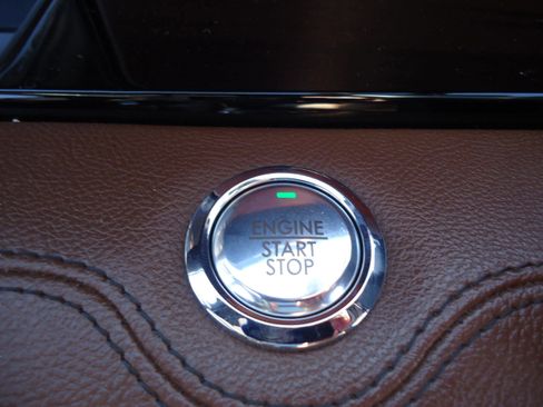 Used 2024 Lincoln Navigator L Reserve AWD/4WD image 23