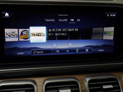 Used 2025 Mercedes-Benz GLS 450 4MATIC image 10