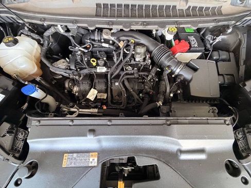 Used 2021 Ford Edge SE FWD image 36
