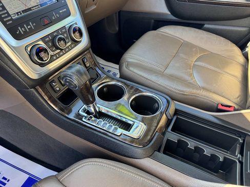 Used 2017 GMC Acadia Limited SLT AWD/4WD image 35