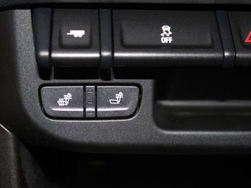 Used 2018 Chevrolet Colorado Z71 w/ Centennial Edition AWD/4WD image 37