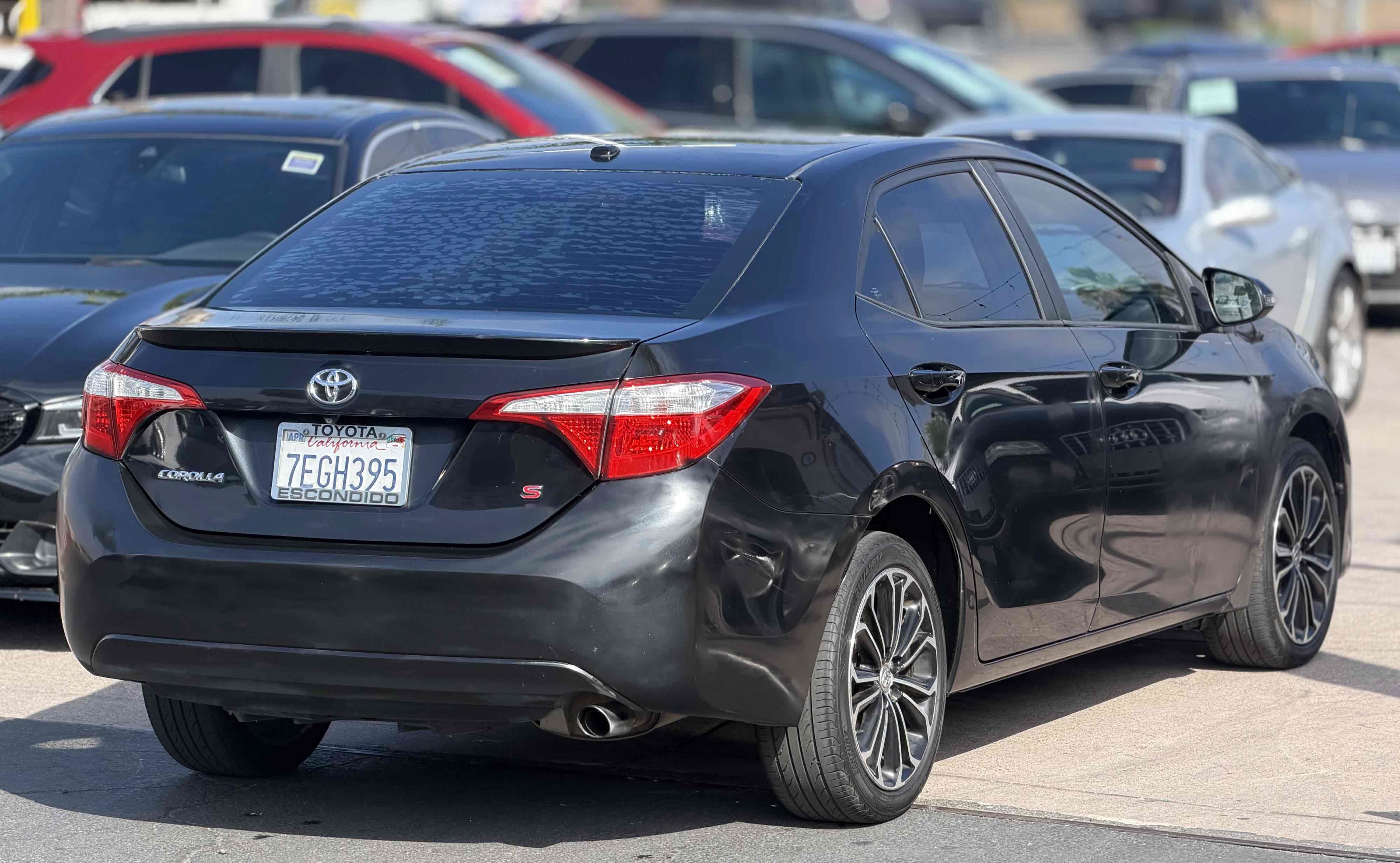 Used 2014 Toyota Corolla S Premium w/ Driver Convenience Package FWD image 8