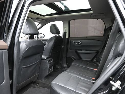Used 2021 Nissan Rogue SV w/ Premium Package AWD/4WD image 25
