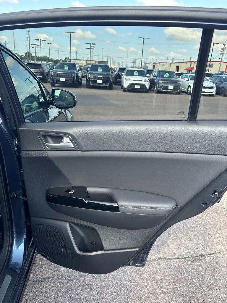 Used 2022 Kia Sportage Nightfall Edition w/ Nighfall AWD Premium Package image 27