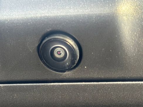 Used 2021 Ford F150 XLT w/ Equipment Group 302A High image 21