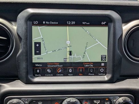 Used 2021 Jeep Wrangler Unlimited Sport AWD/4WD image 29