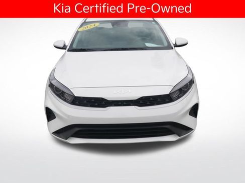 Used 2024 Kia Forte LXS FWD image 2