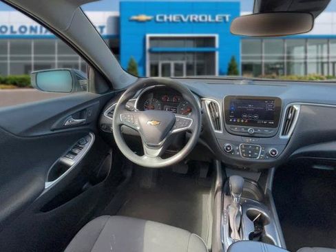 Used 2023 Chevrolet Malibu LT FWD image 26