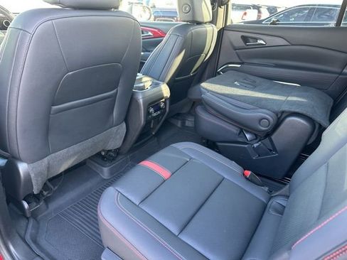 Used 2024 Chevrolet Traverse RS w/ LPO, Floor Liner Package image 48