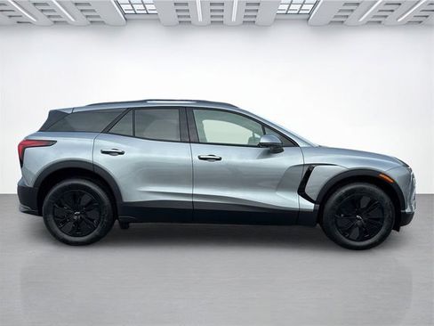 New 2026 Chevrolet Blazer EV LT image 3