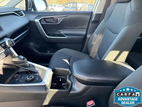Used 2023 Toyota RAV4 LE image 21