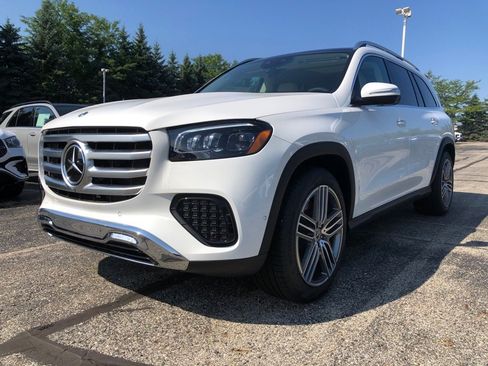 New 2025 Mercedes-Benz GLS 450 GLS 450 image 3