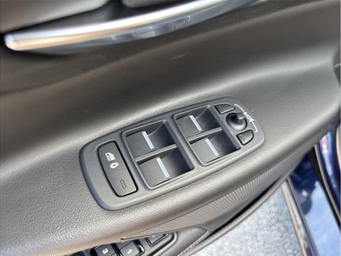Used 2017 Jaguar XE R-Sport RWD image 24