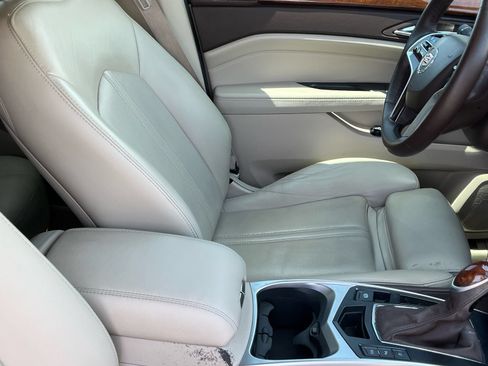 Used 2014 Cadillac SRX Luxury w/ Driver Awareness Package FWD image 10