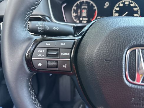 Used 2024 Honda Civic EX-L image 21