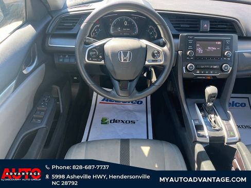 Used 2019 Honda Civic LX image 9