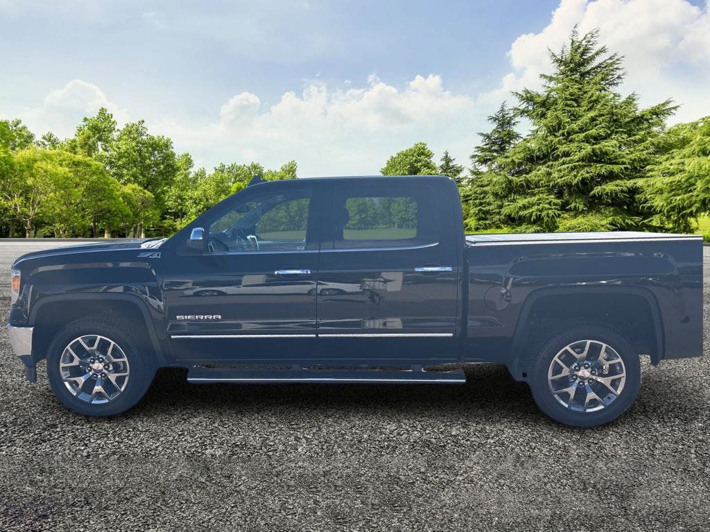 Used 2015 GMC Sierra 1500 SLT w/ SLT Crew Cab Value Package AWD/4WD image 4