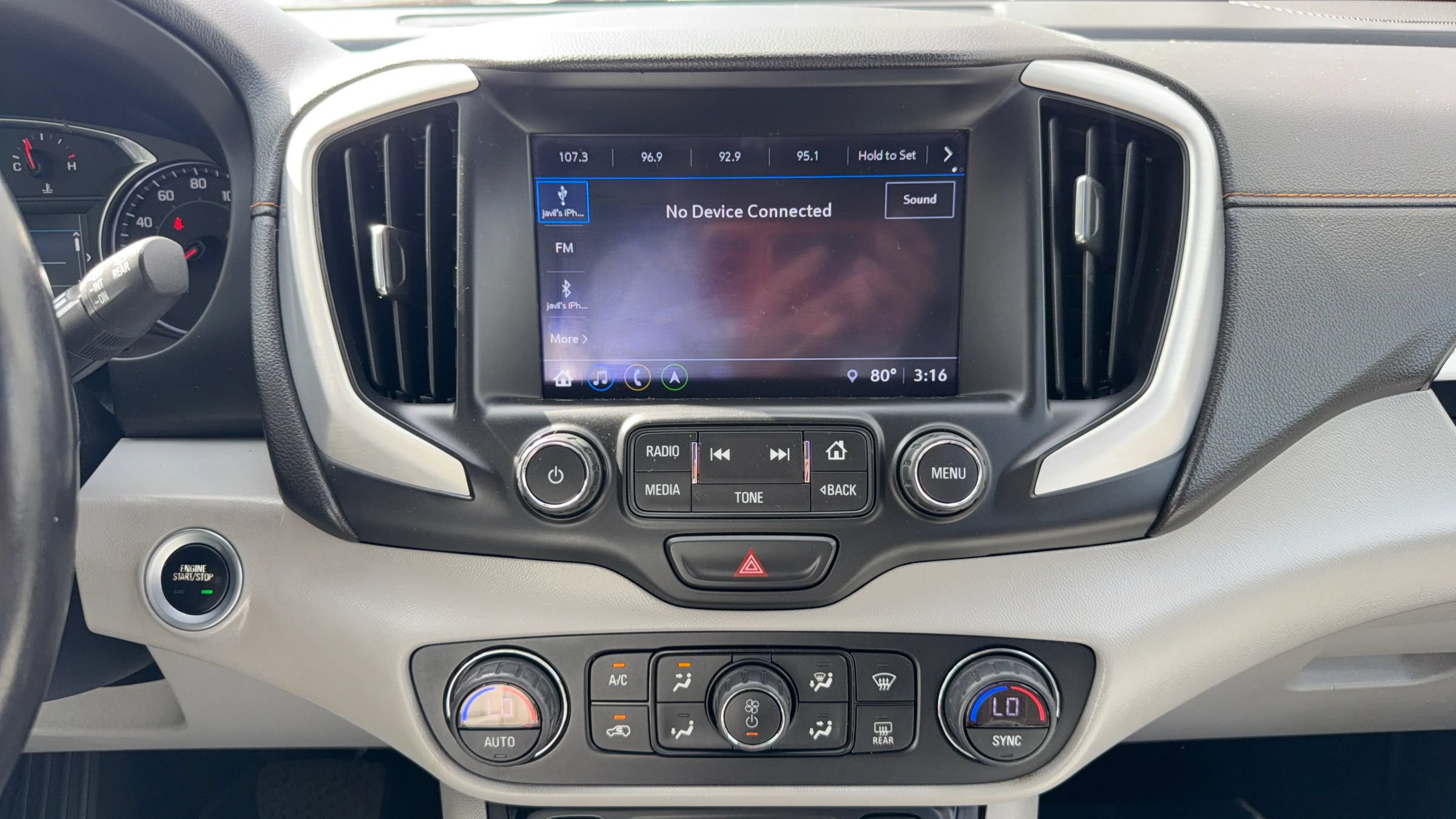 Used 2018 GMC Terrain SLT w/ Infotainment Package II AWD/4WD image 26