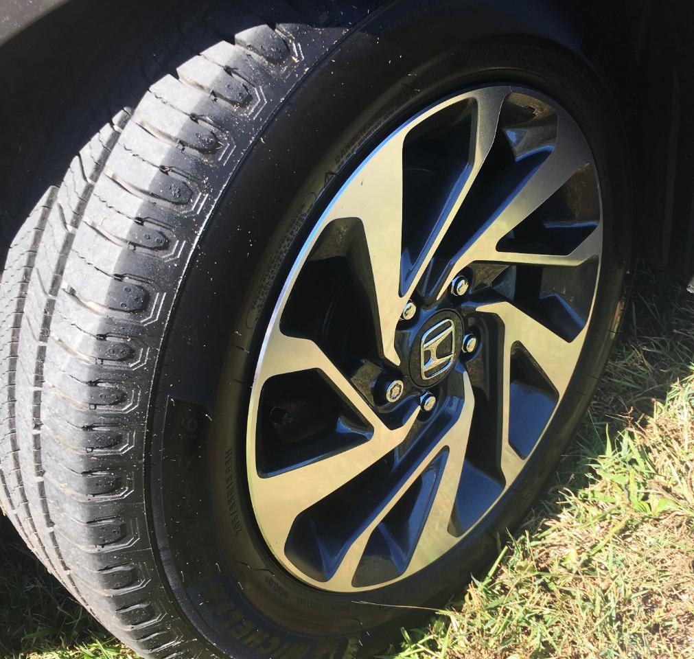 Used 2017 Honda Civic EX image 9