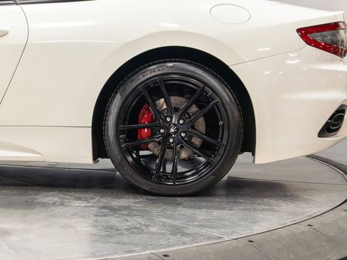 Used 2018 Maserati GranTurismo Sport image 20