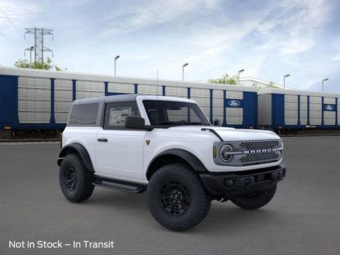 New 2026 Ford Bronco Badlands image 7