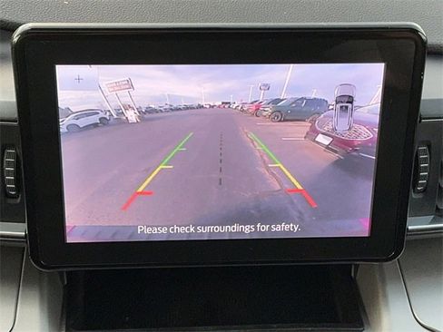 Used 2021 Ford Explorer XLT w/ Equipment Group 202A image 24