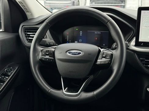 Certified 2024 Ford Escape Base image 8