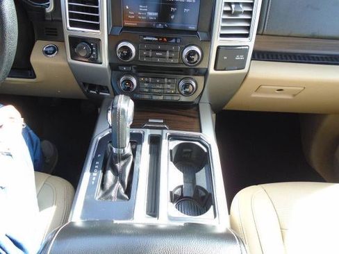 Used 2015 Ford F150 Lariat w/ Equipment Group 502A Luxury image 15