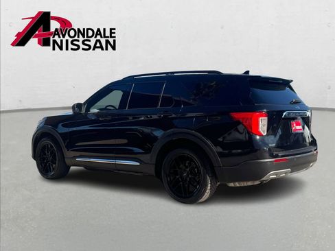 Used 2020 Ford Explorer XLT w/ Equipment Group 202A image 4