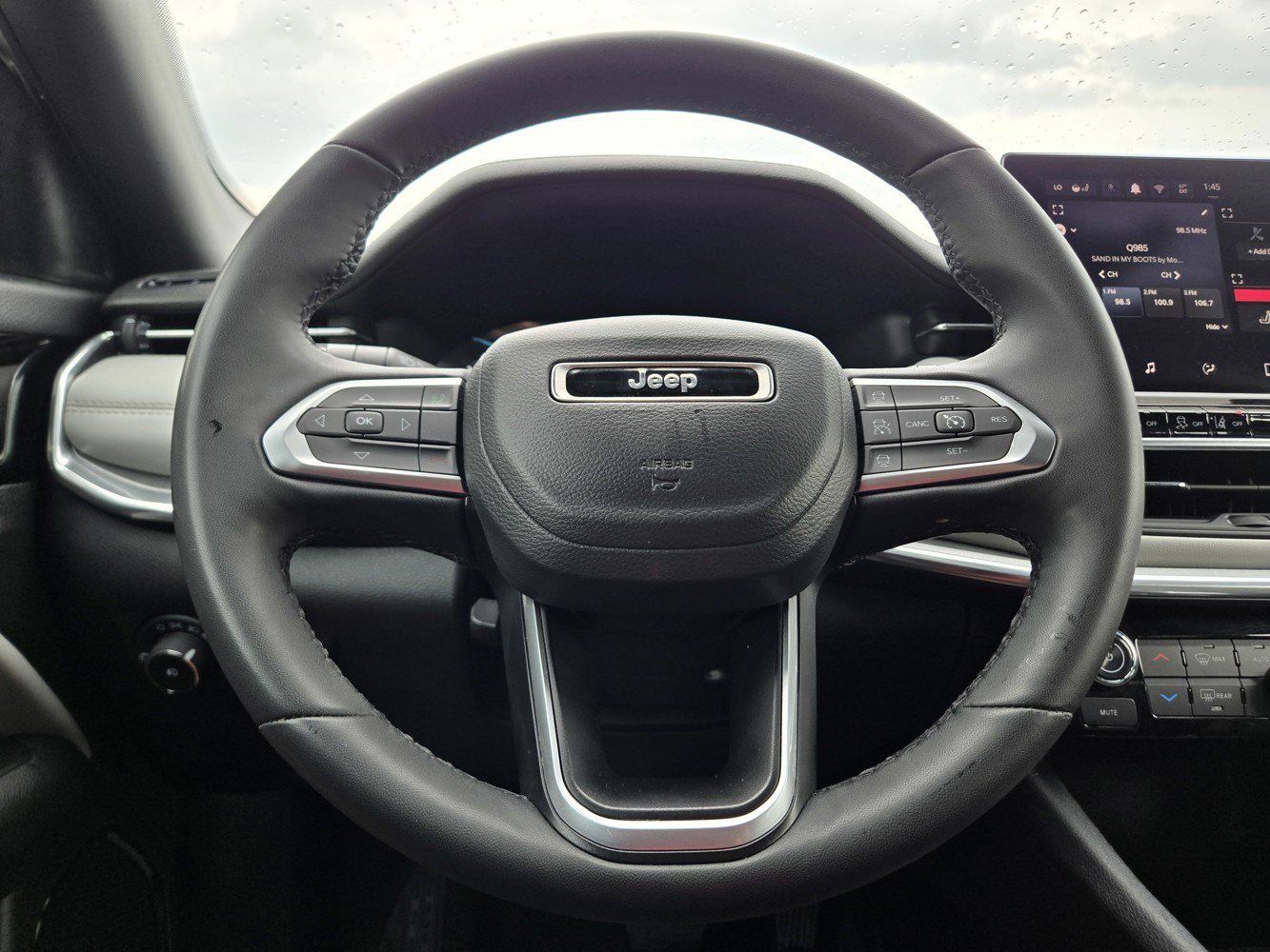 Used 2024 Jeep Compass Limited AWD/4WD image 16