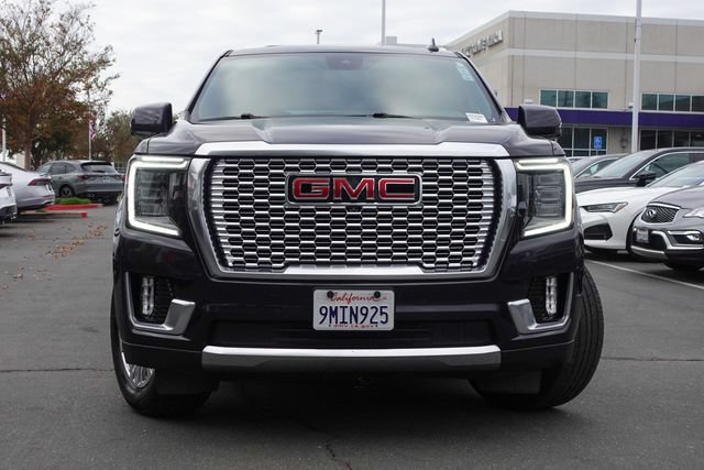 Used 2024 GMC Yukon XL Denali AWD/4WD image 3