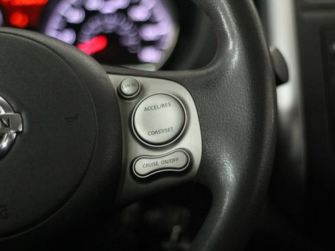 Used 2013 Nissan Versa SV w/ Convenience Pkg FWD image 13