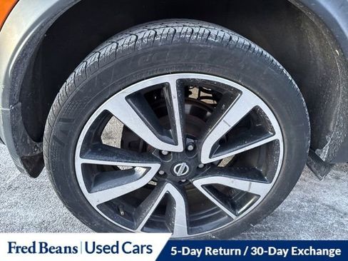 Used 2017 Nissan Rogue Sport SL w/ SL Premium Package image 7
